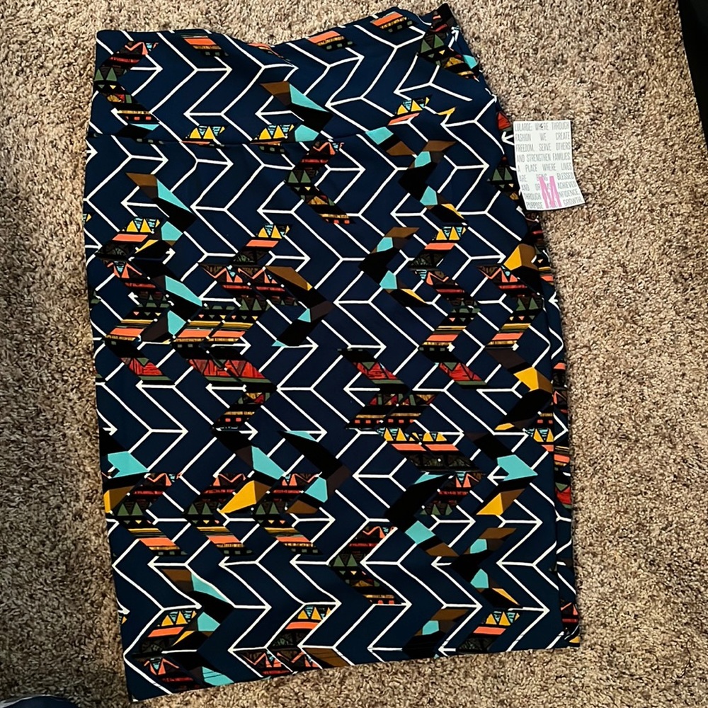 LuLaRoe Pencil Skirt - Medium